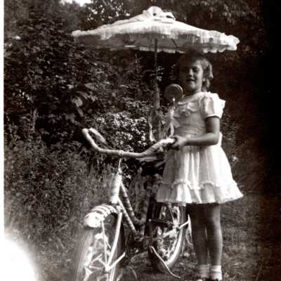 Betty at Brookfield's First Homecoming, 1949