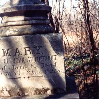 Mary Artherholt Monument