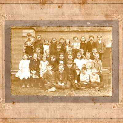 Yellow Brick School Photo, 1914
