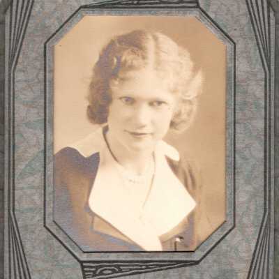 Olga Peleshyk, 1934