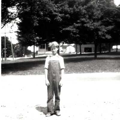 Willard Raymond