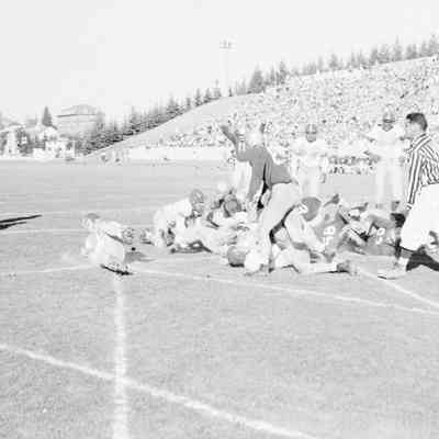 Football dogpile