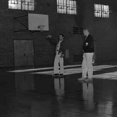 Men on court