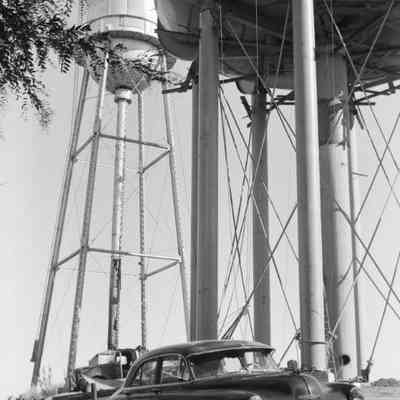Car by the "I" water tower