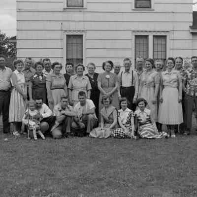 Large family photo outside