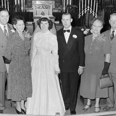 Wedding family photo