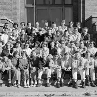 Class picture on stairs