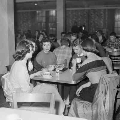 Women drinking tea