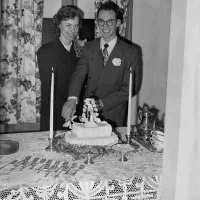Cutting the cake
