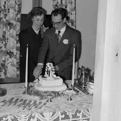 Cutting the cake