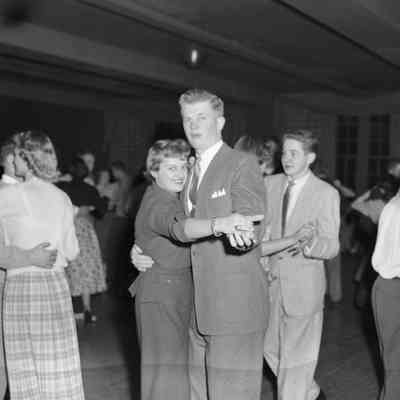 People dancing
