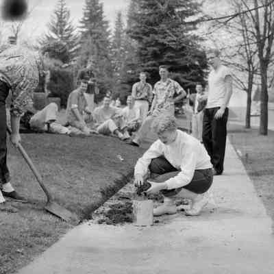 Sidewalk cleaning