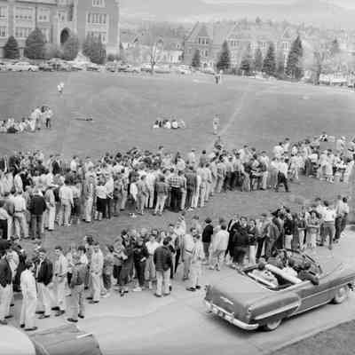 Field day crowd