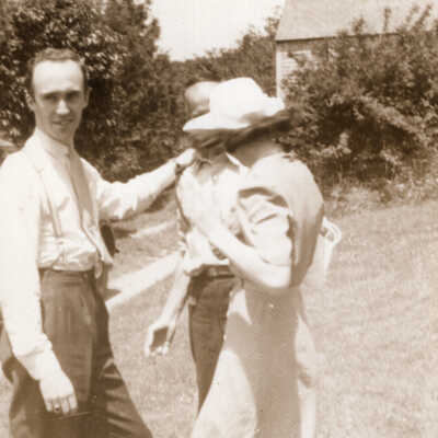 Bill & Ruth announced their 1st Baby 1941