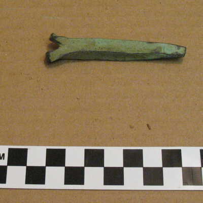Brass spike