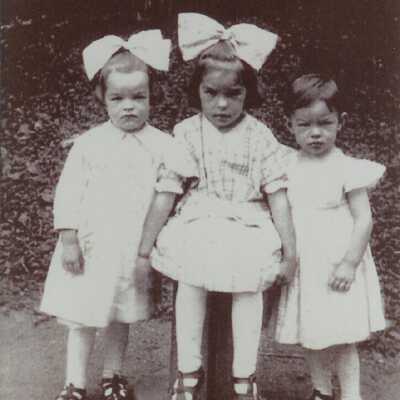 Laura, Reita, Ruth Hall