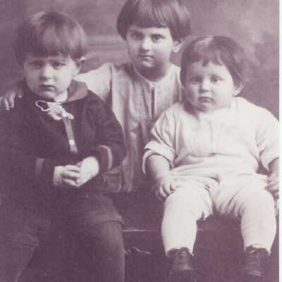 Harold,Dorothy,Charles Hardy