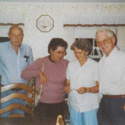 Arnold,Betty Clark Dot,Swiss H