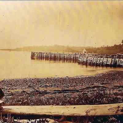 Wharves at Beach: not clear which wharf this is