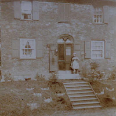 1926 Antiques at former Howe's
