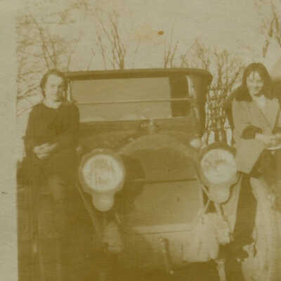 Packard car, Ruth, Laura