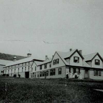 Sagamore Farm, Camden,