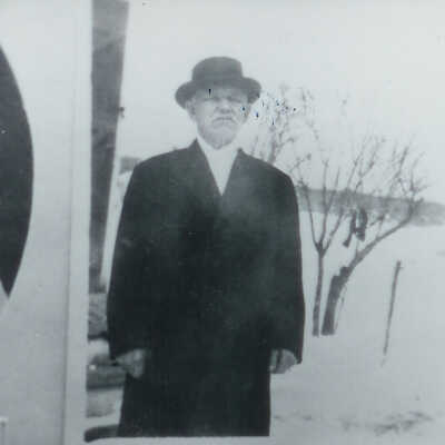 Dennis Carver
