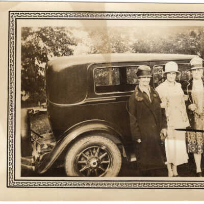 Pendleton Sisters - Ella and Maybelle, third unidentified