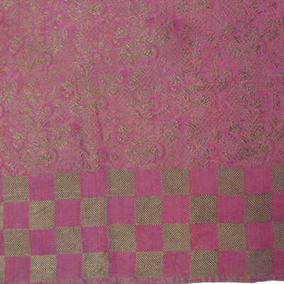 Handkerchief detail