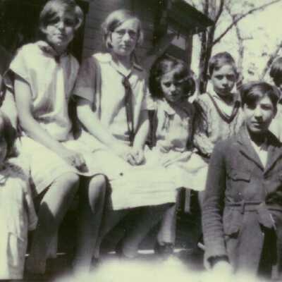 Brainard School, Northport, Maine students