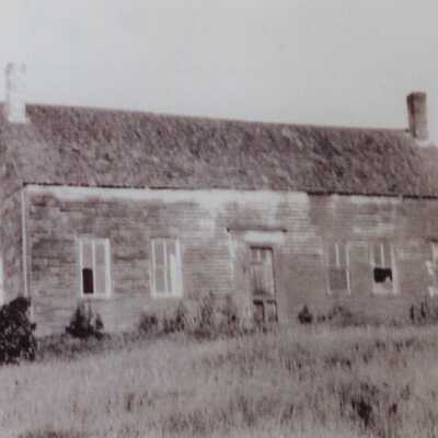 Hut Elms house