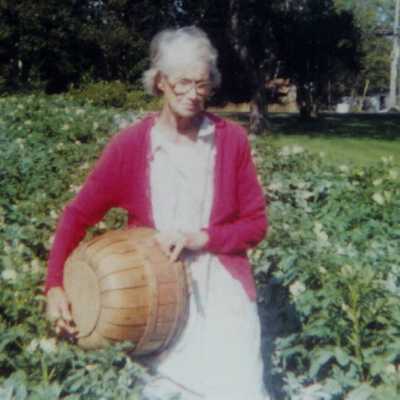 Elsie Nickerson