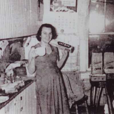 Laura Pendleton