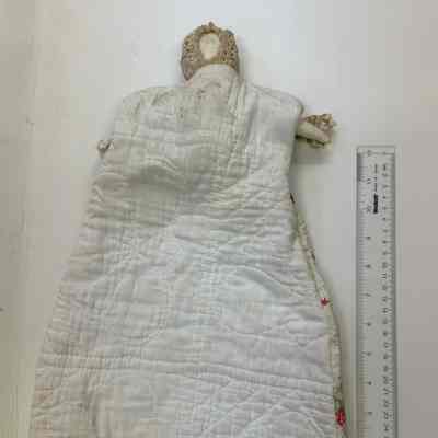 Quilt doll, back
