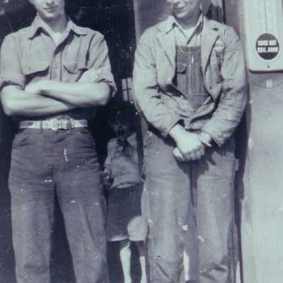 Alvah Hibbert, Dave Nichols