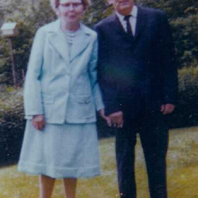 Sabra and Maurice Young 1975