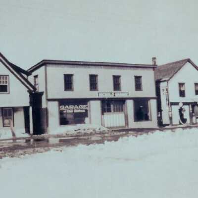 Nichols Garage in middle