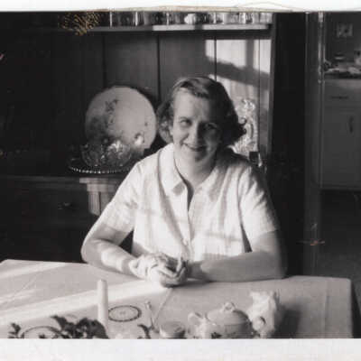Ruth Wade Carver
