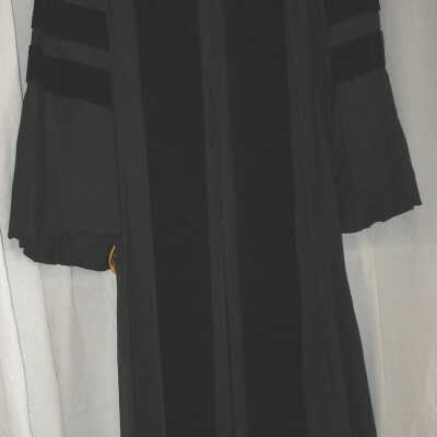 Gown, Academic