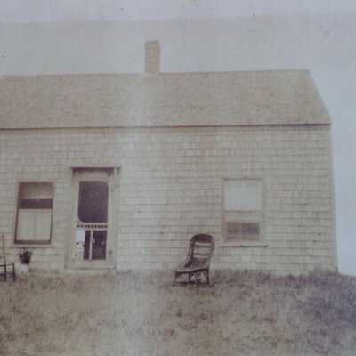 House behind Flagg's-gone
