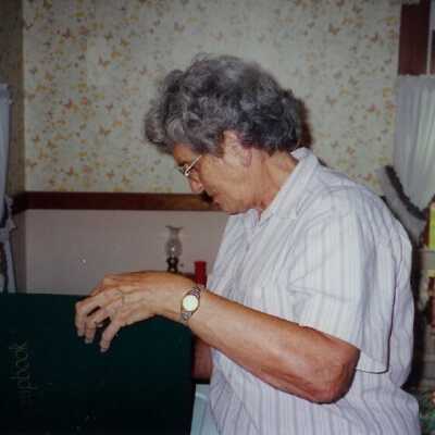 Dorothy Hardy Santi
