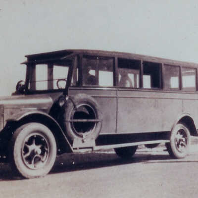 Harold Nash school bus 1933