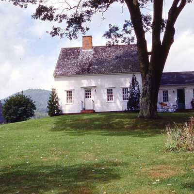 1952 Grandparents Robert Hemeon & Bertha Wade House