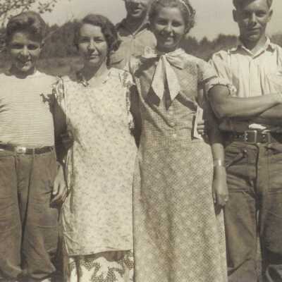 Ray, Belle, Leigh, Dorothy, Norman Miller