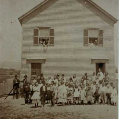 33 Beach Rd.