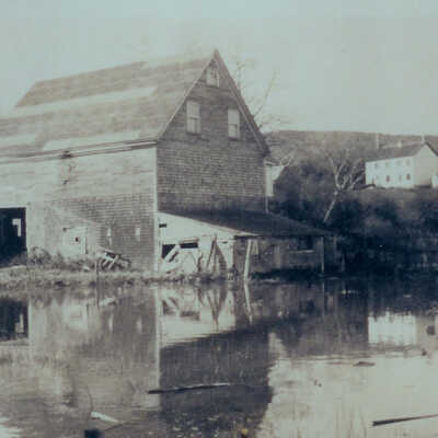 Beach School at right 1924