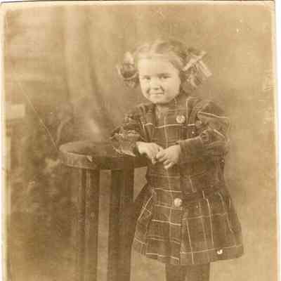 Myra Jordan (Polan) - 1910