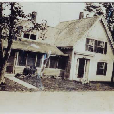 863 Beach Rd.