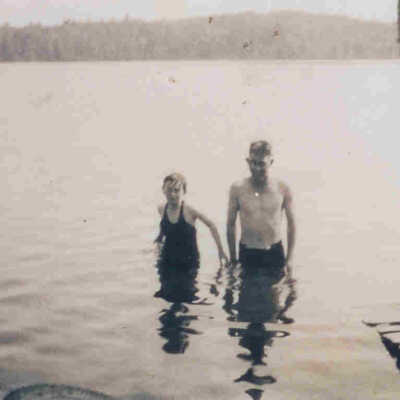 Harold Athearn on right