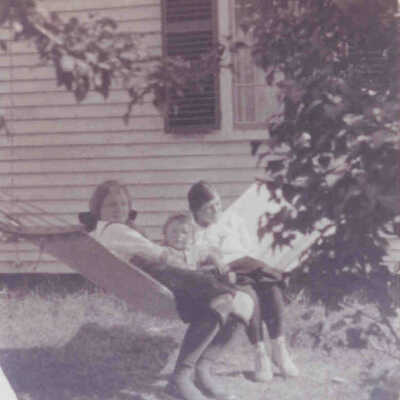 Anne, Preston Wade, Isabel